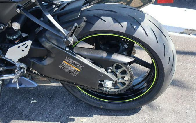 2022 Kawasaki Ninja ZX-6R KRT Edition