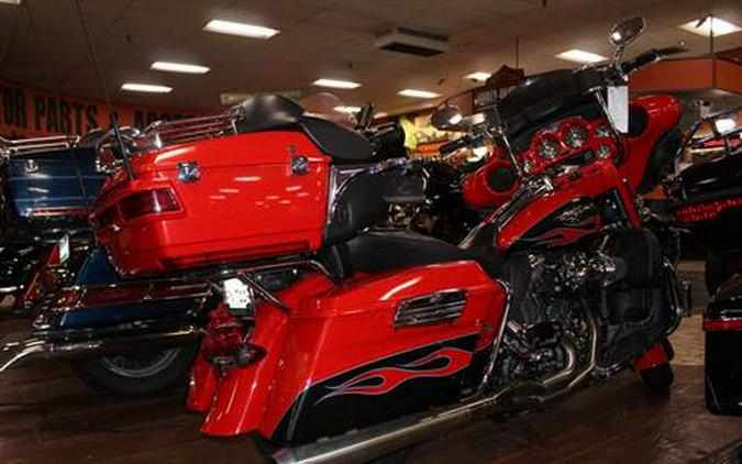 2010 Harley-Davidson CVO™ Ultra Classic® Electra Glide®