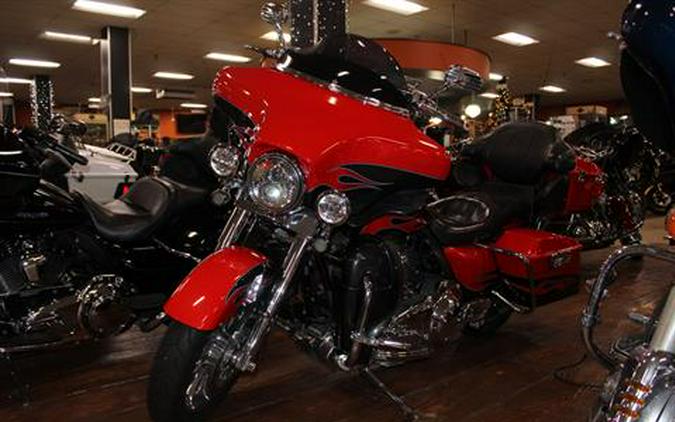 2010 Harley-Davidson CVO™ Ultra Classic® Electra Glide®