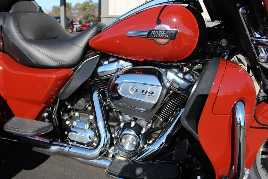 2024 Harley-Davidson® FLHTCUTG - Tri Glide® Ultra