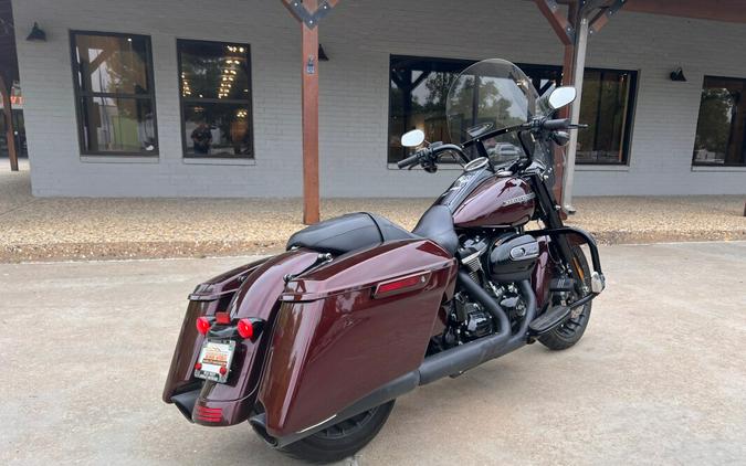 2019 Harley-Davidson® Road King® Special Twisted Cherry
