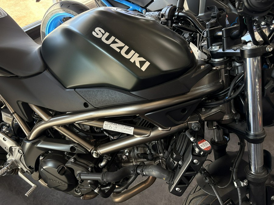 2025 Suzuki SV650 ABS