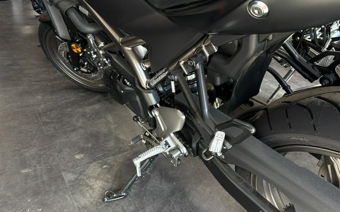 2025 Suzuki SV650 ABS