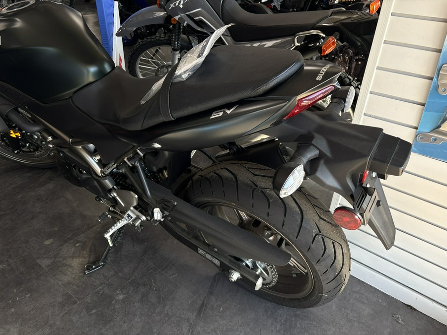 2025 Suzuki SV650 ABS
