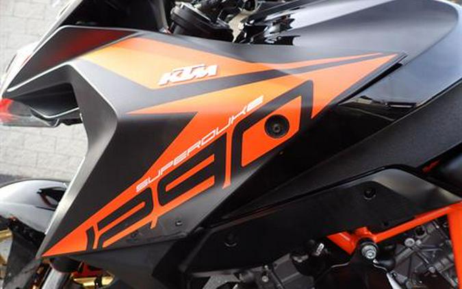 2020 KTM 1290 Super Duke GT