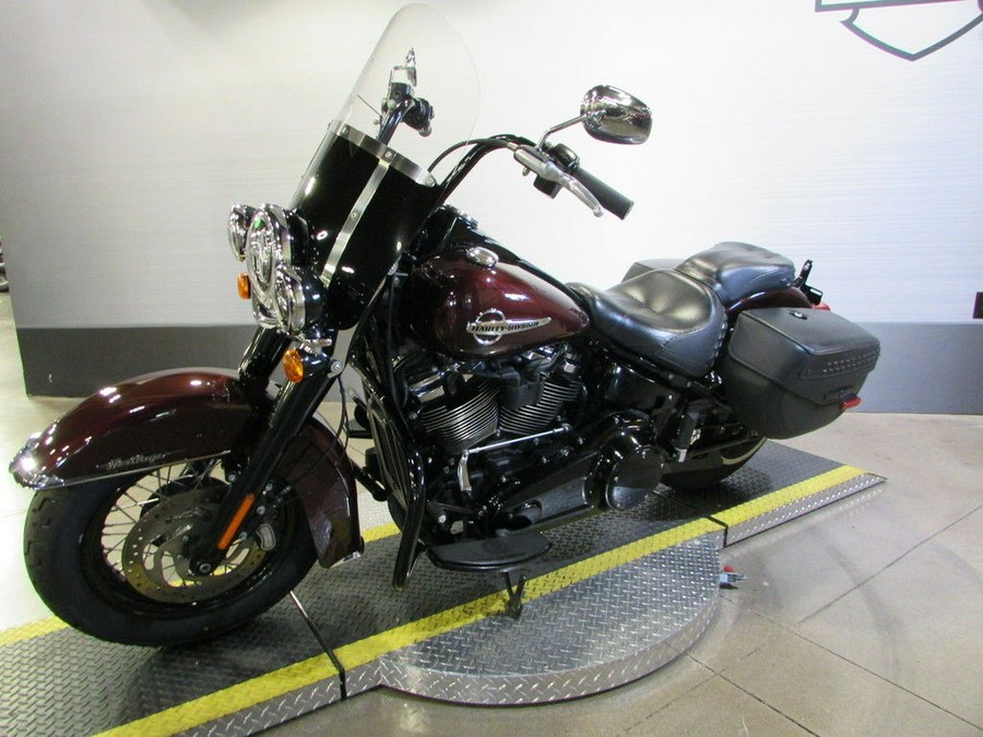 2018 Harley-Davidson® FLHC - Softail® Heritage Classic