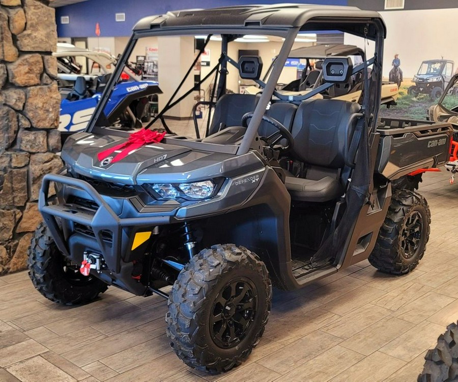 2024 Can-Am® Defender XT HD7