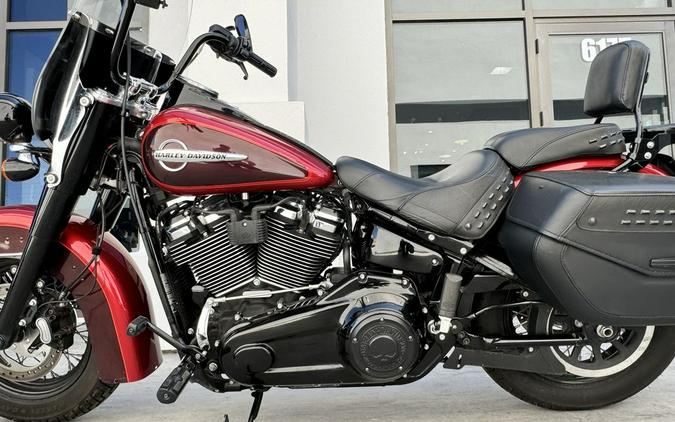 2019 Harley-Davidson® FLHCS - Heritage Classic 114