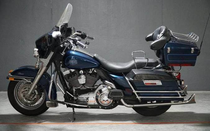 2002 Harley-Davidson® FLHTC - Electra Glide® Classic