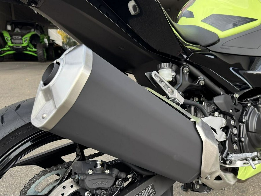2026 Kawasaki Ninja® 500 SE ABS