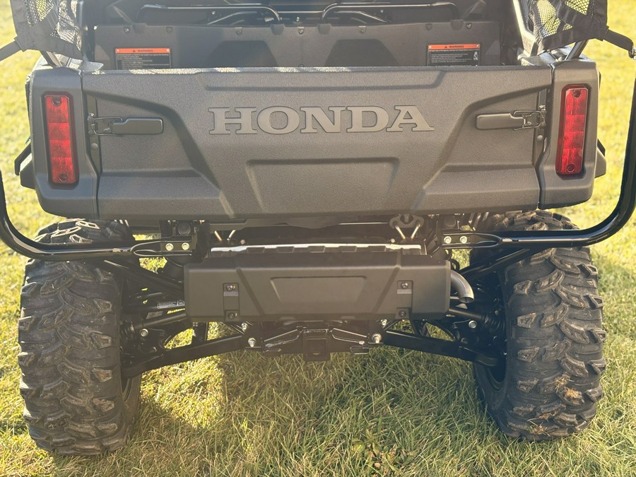 2025 Honda Pioneer 1000-5 Deluxe