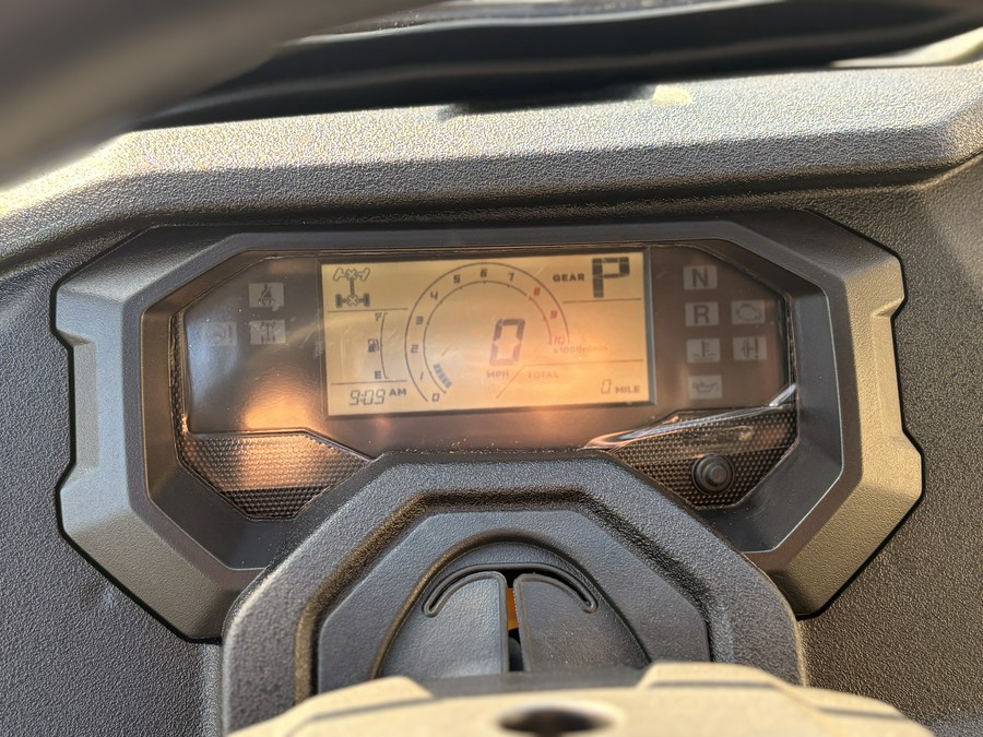 2025 Honda Pioneer 1000-5 Deluxe