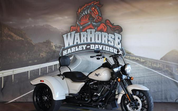 2023 Harley-Davidson® FLRT - Freewheeler®