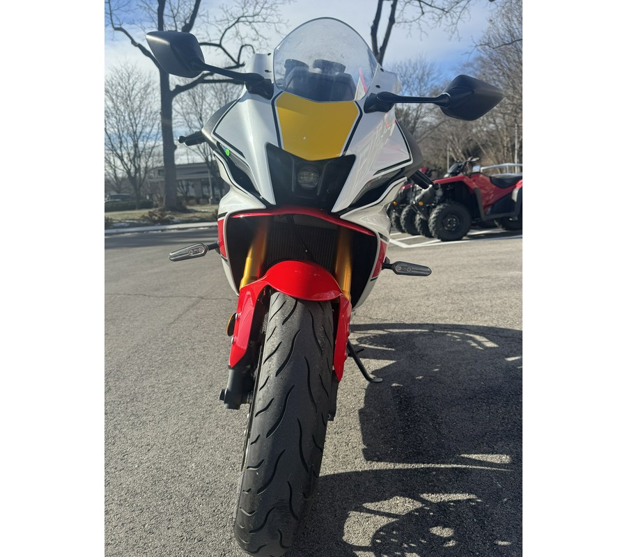 2022 Yamaha YZF-R7 World GP 60th Anniversary Edition