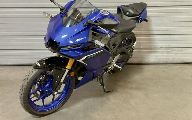 2025 Yamaha YZF R3