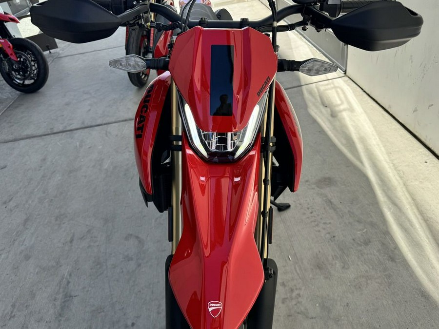 2026 Ducati Hypermotard 698 Mono Red