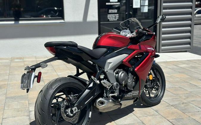 2025 Triumph Daytona 660 Carnival Red/Sapphire Black