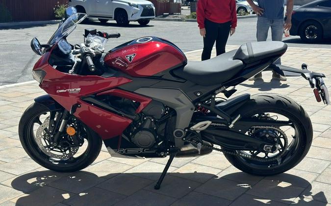 2025 Triumph Daytona 660 Carnival Red/Sapphire Black