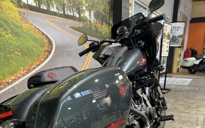 2025 Harley-Davidson Low Rider ST