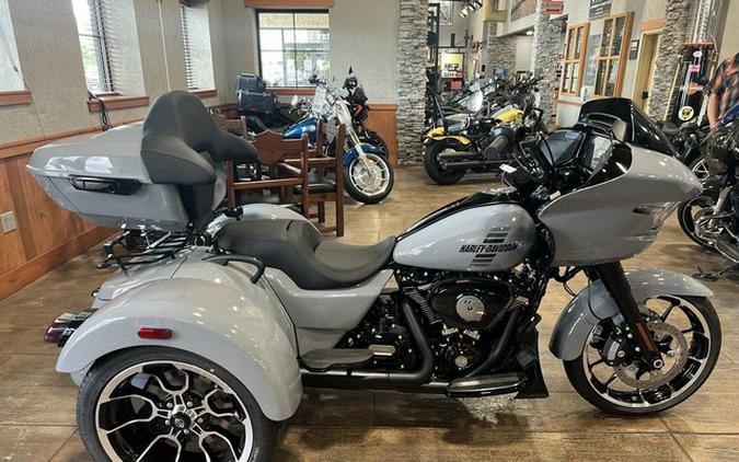 2026 Harley-Davidson FLTRT - Road Glide 3