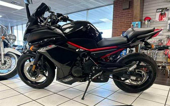 2016 Yamaha FZ6R