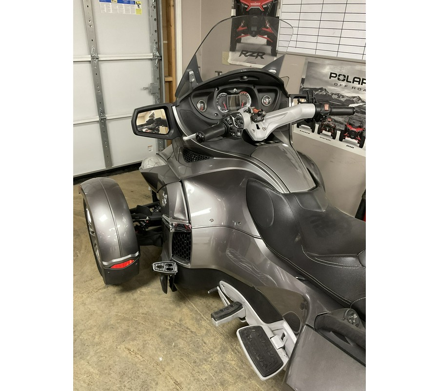 2011 Can-Am Spyder® RT-S SM5