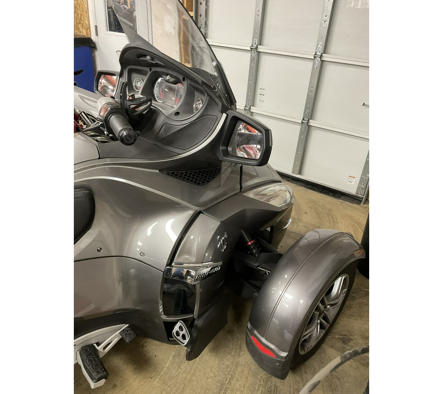 2011 Can-Am Spyder® RT-S SM5