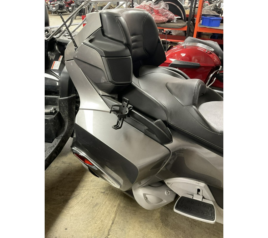2011 Can-Am Spyder® RT-S SM5