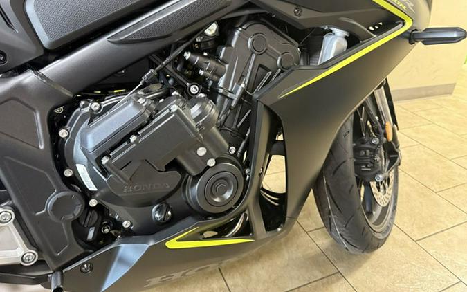 2026 Honda CBR650R E-Clutch
