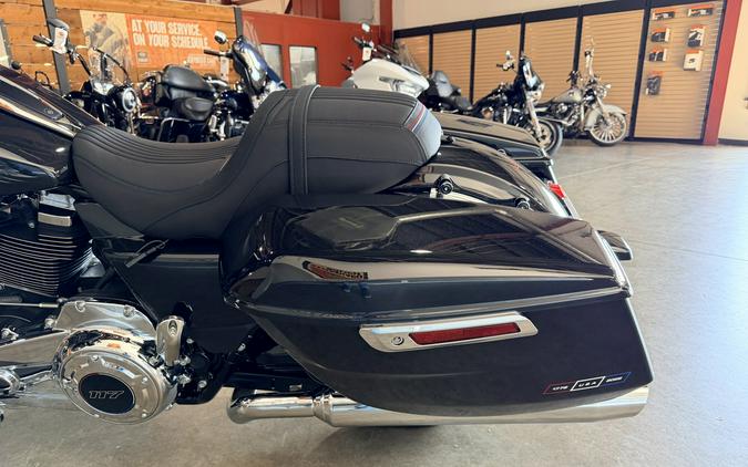 Harley-Davidson FLHX 2026