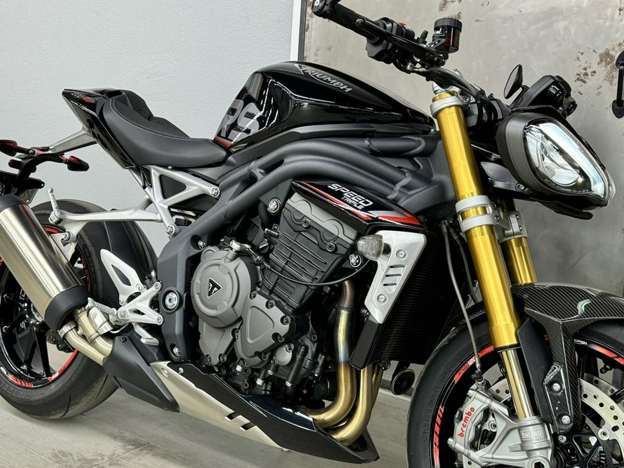 2022 Triumph Speed Triple 1200 RS Sapphire Black