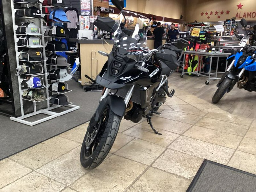 New 2024 SUZUKI VSTROM 800 TOURING GLASS SPARKLE BLACK