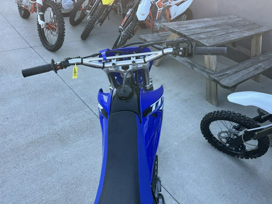 2025 Yamaha TT-R 230