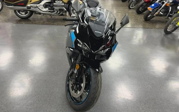 2025 Kawasaki NINJA ZX-6R ABS