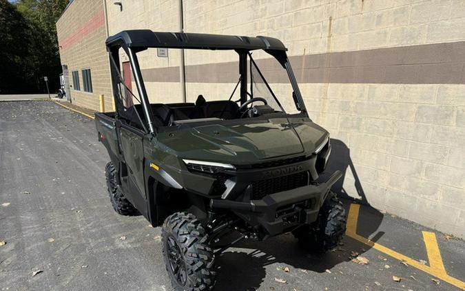 2026 Honda Pioneer 1000 Deluxe