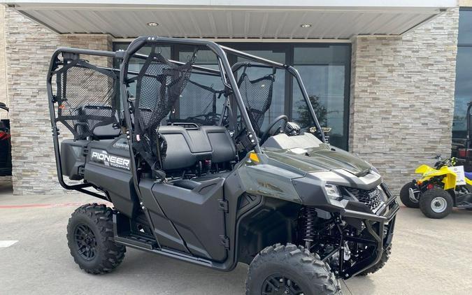 2026 Honda® Pioneer 700-4 Deluxe