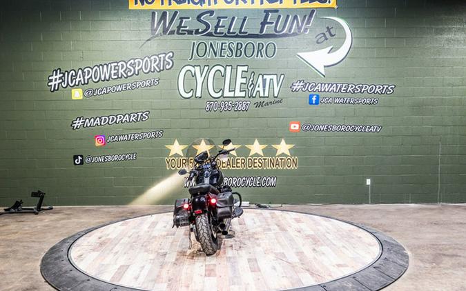 2017 Harley-Davidson FLSS - Softail Slim S