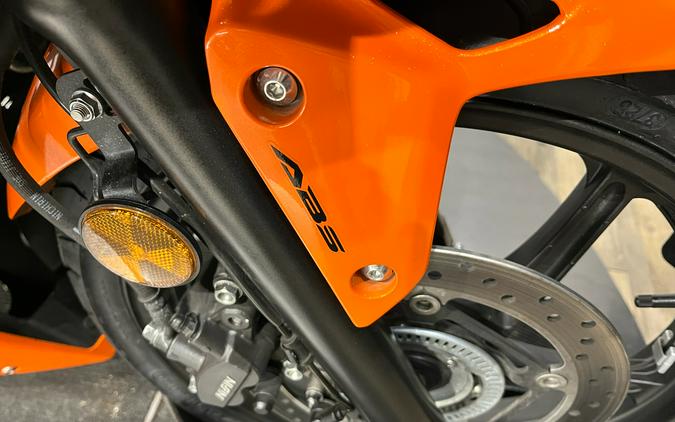 2016 Honda CBR300R ABS