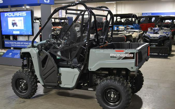 2026 Honda Pioneer 520 Base