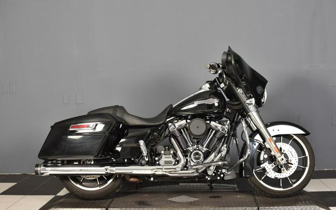2022 Harley-Davidson Street Glide