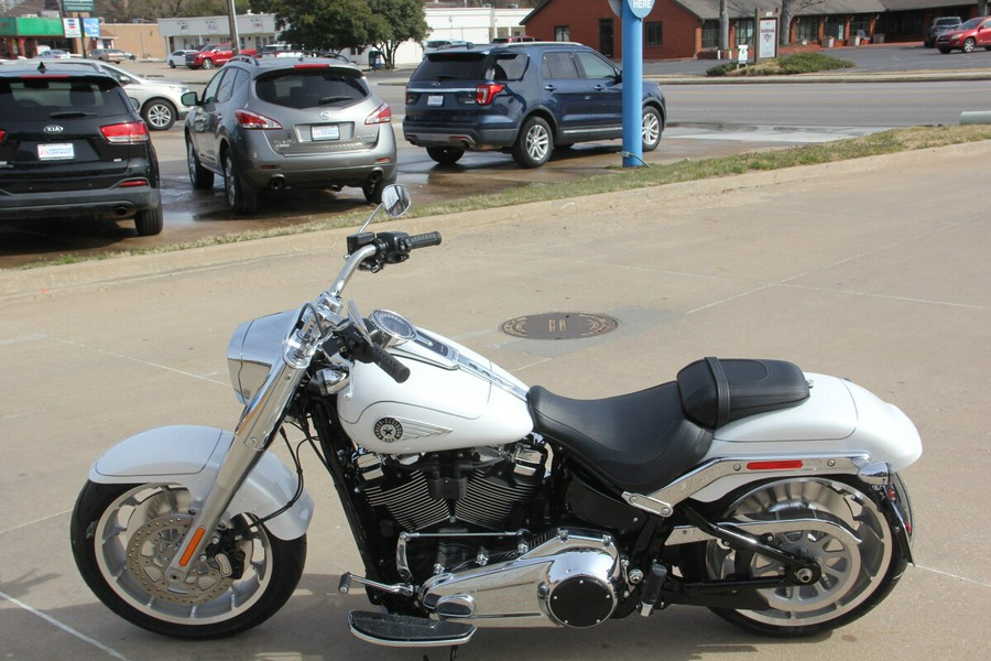 2026 Harley-Davidson Fat Boy White Onyx Pearl Chrome Trim