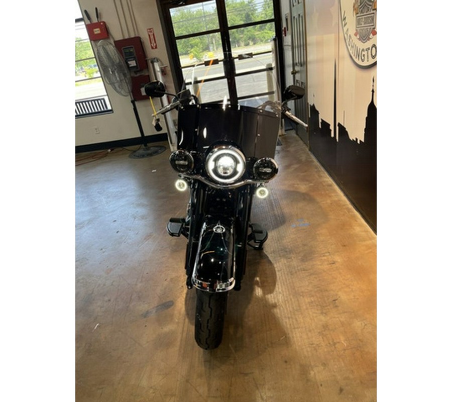 2026 Harley-Davidson Softail FLHC - Heritage Classic