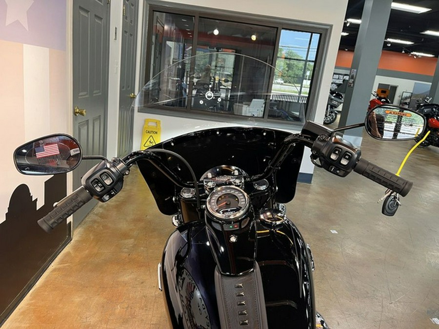 2026 Harley-Davidson Softail FLHC - Heritage Classic