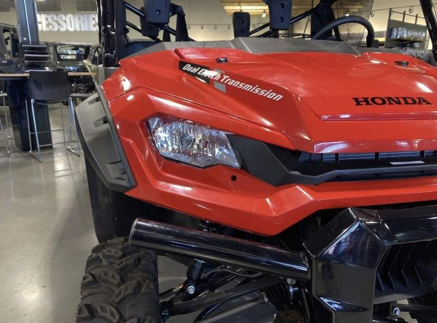 2023 Honda® Pioneer 1000-6 Deluxe Crew