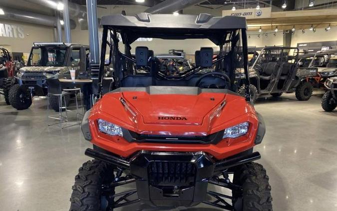 2023 Honda® Pioneer 1000-6 Deluxe Crew