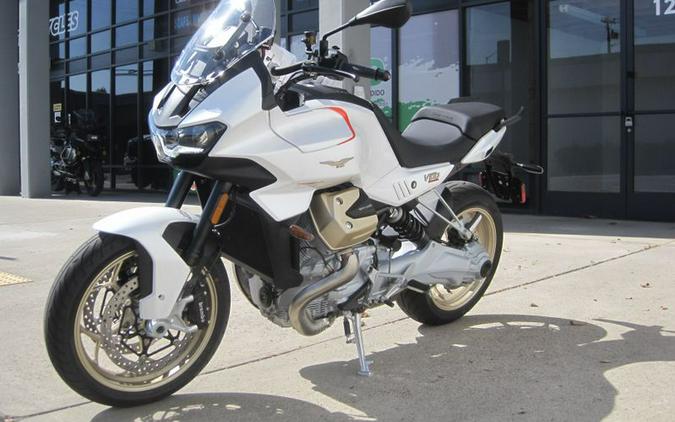 New 2023 Moto Guzzi V100