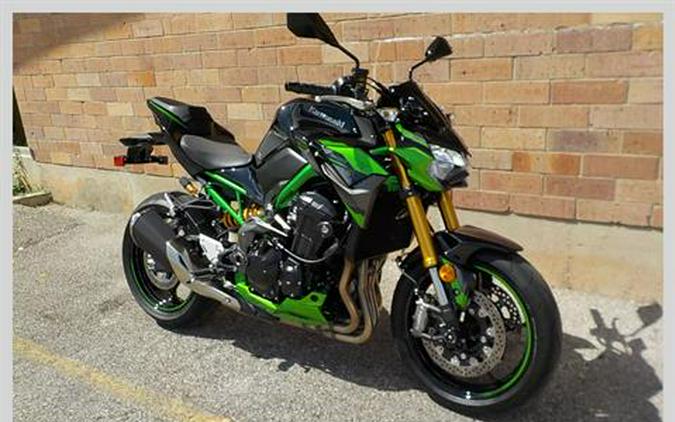 2024 Kawasaki Z900 SE ABS