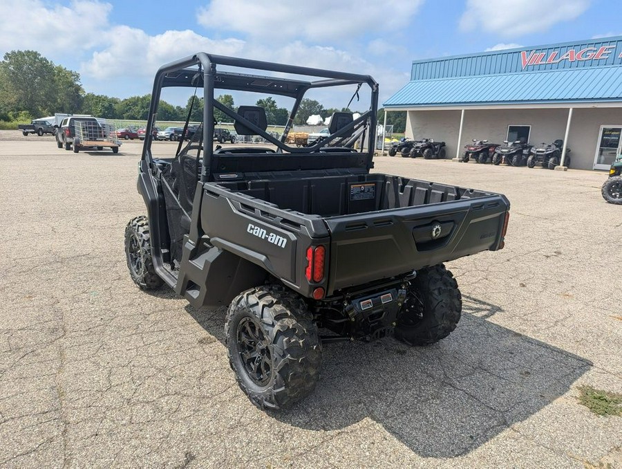 2025 Can-Am® Defender DPS HD7 Compass Green