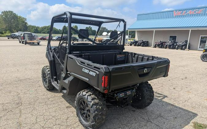 2025 Can-Am® Defender DPS HD7 Compass Green