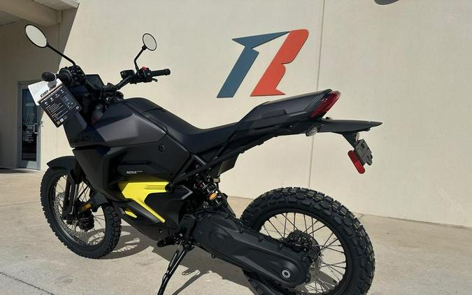 2025 Can-Am® Origin Carbon Black